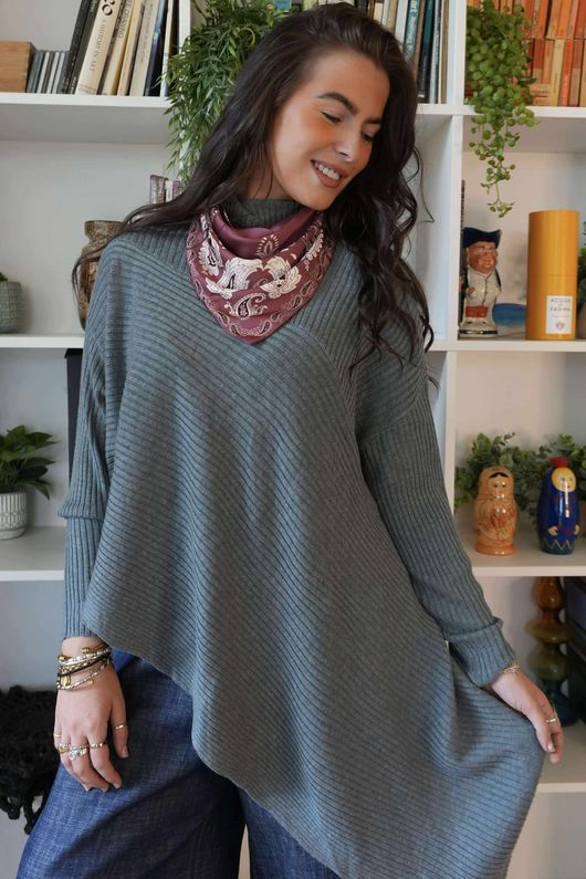 Bowie Asymmetric Turtle Neck Ribby Knit Pidgeon /28 =